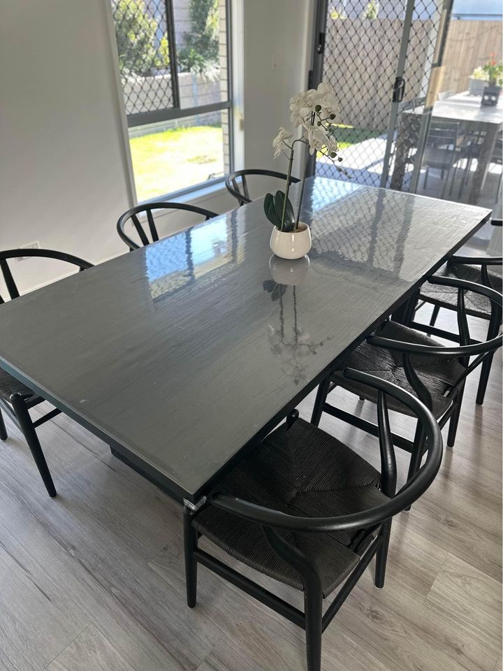 James Lane Balmain Dining Table and 6 x Wishbone Chairs