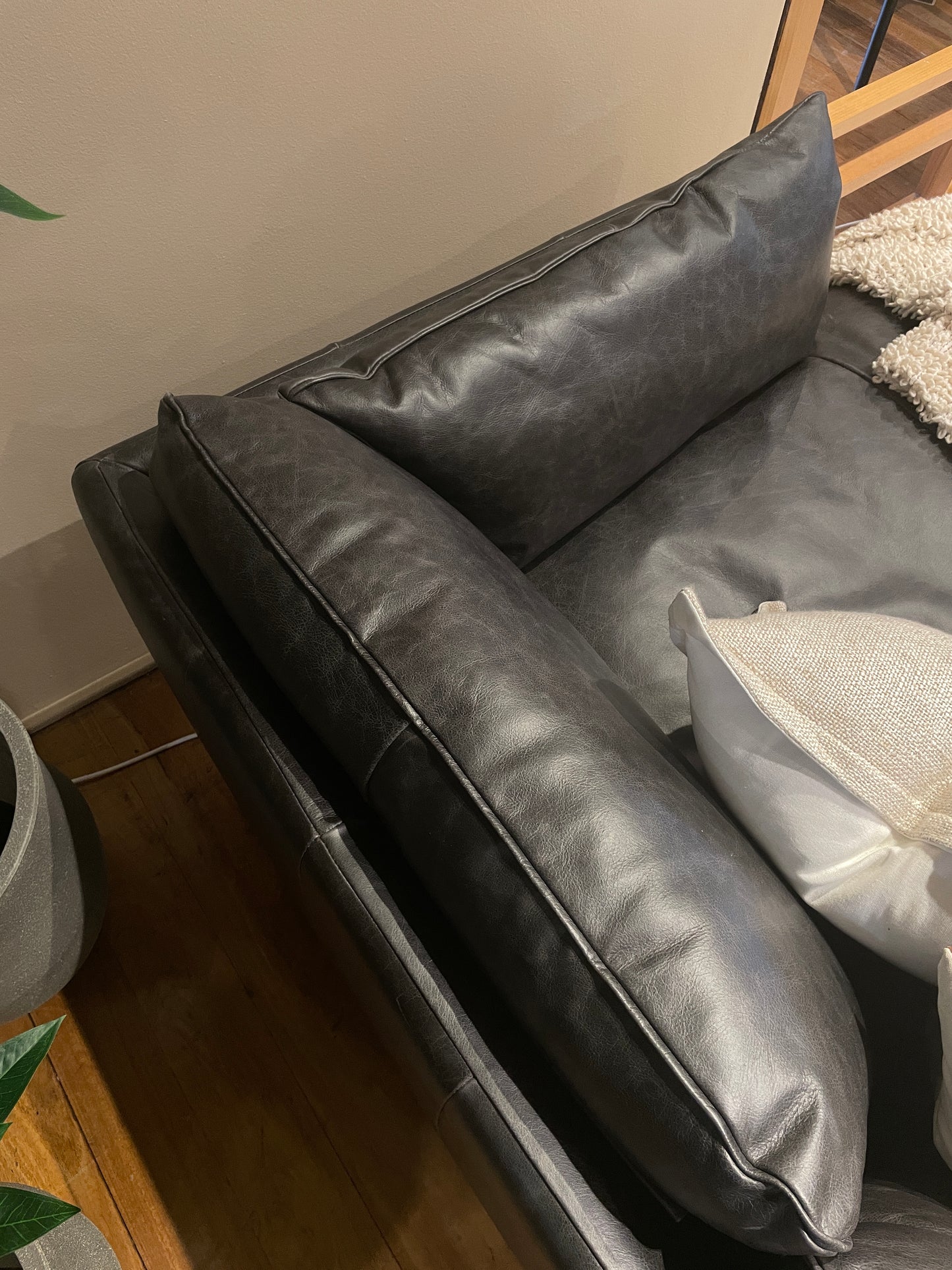 Freedom Ex-Display Eton Leather Modular Sofa
