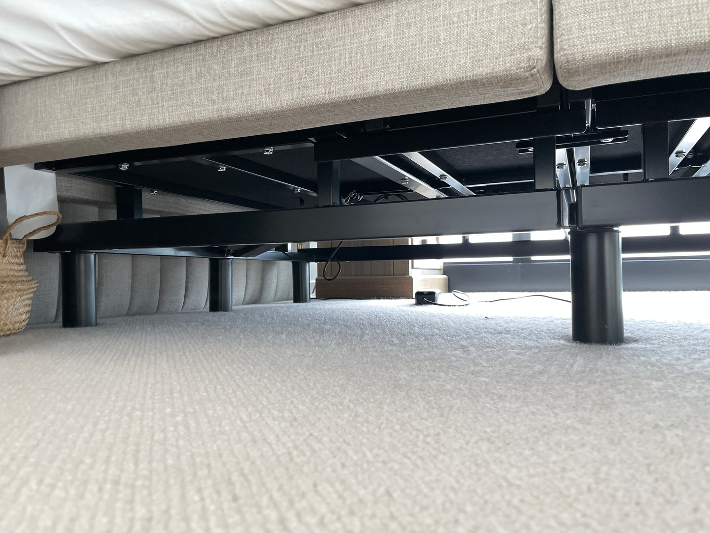 Domayne Adjustable Queen Bed w/ Tempur Sensation Luxe Mattress