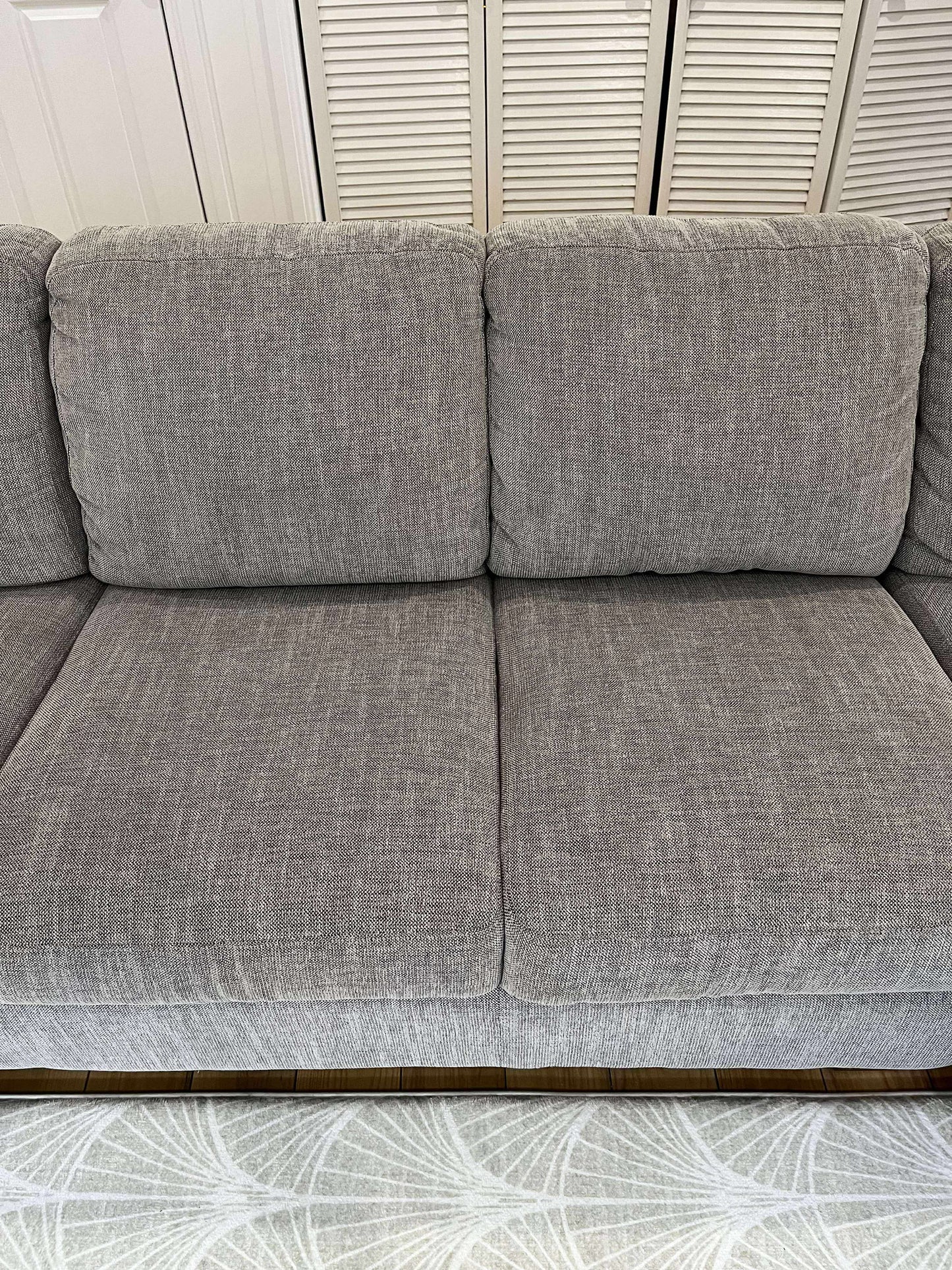 Plush Modular Sofa w/ Sofabed