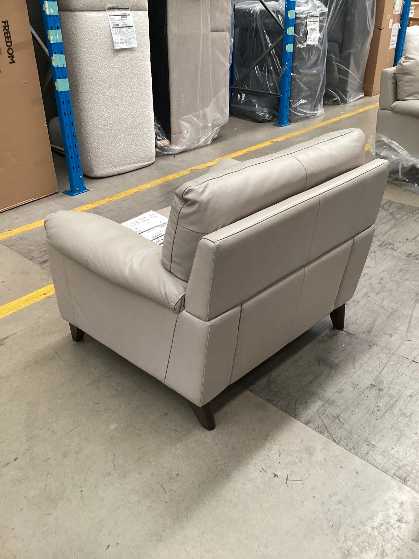 Freedom PCR Luka Leather Armchair