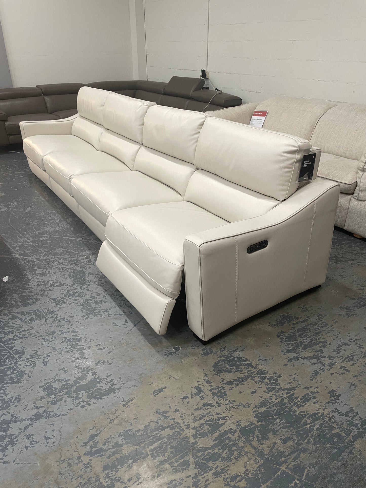 Freedom Clearance Autograph 5 Seater Electric Recliner