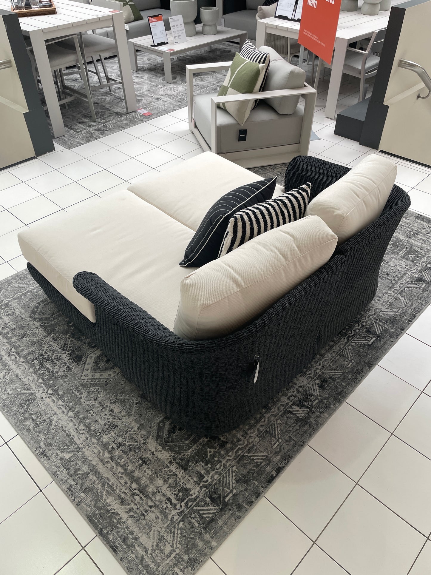 Freedom Ex-Display Sonata Outdoor Daybed (Black)