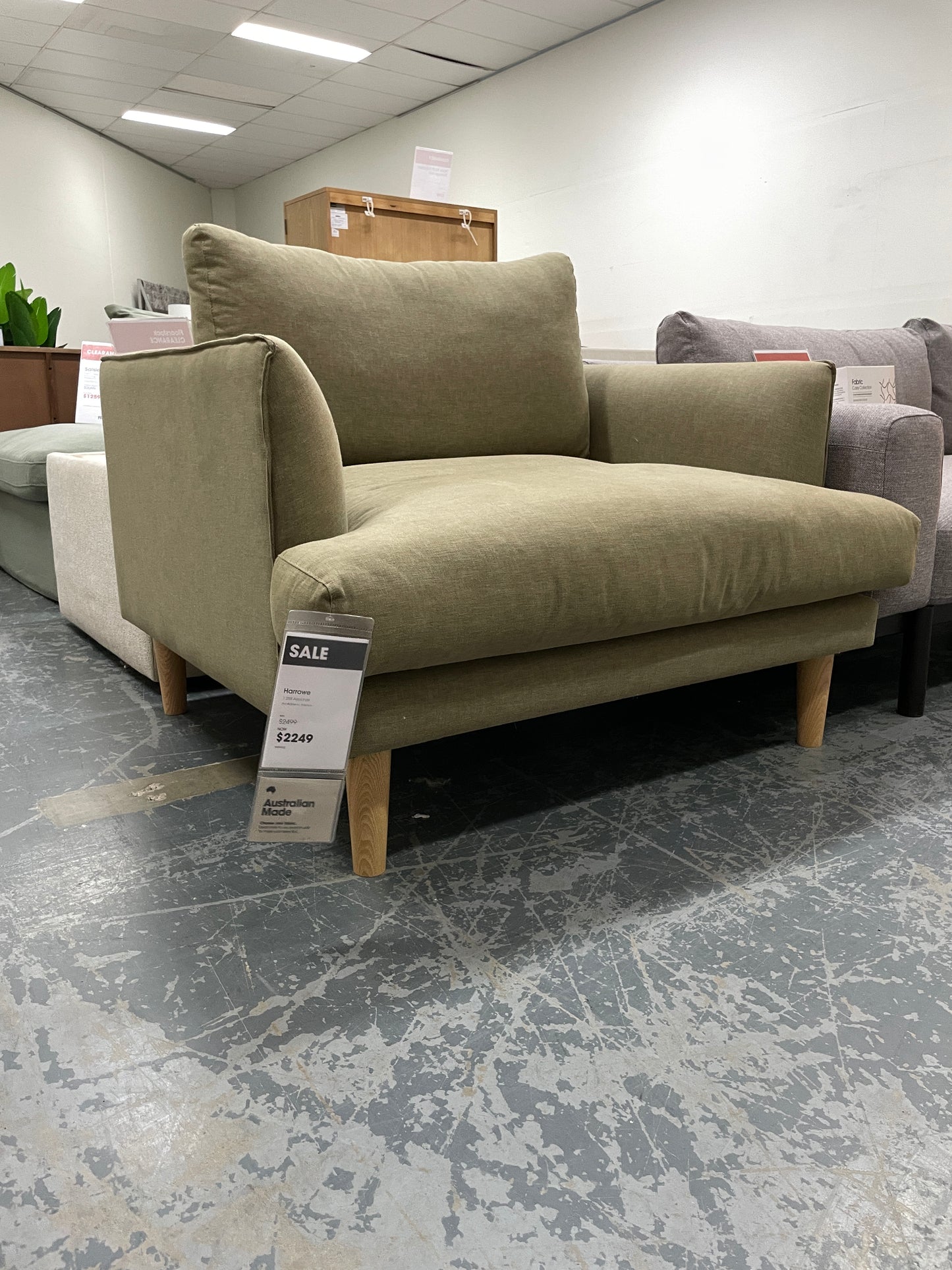 Freedom Ex-Display Harrowe 1.25 Seater Armchair (Green)
