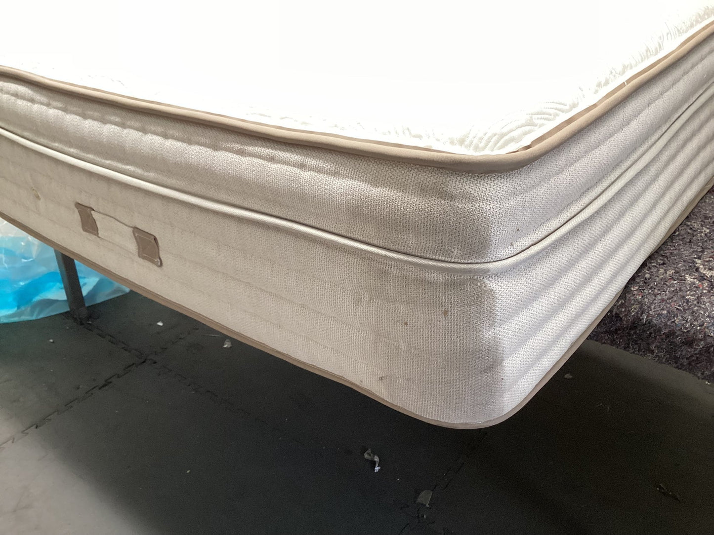 Freedom Orion Medium Mattress King