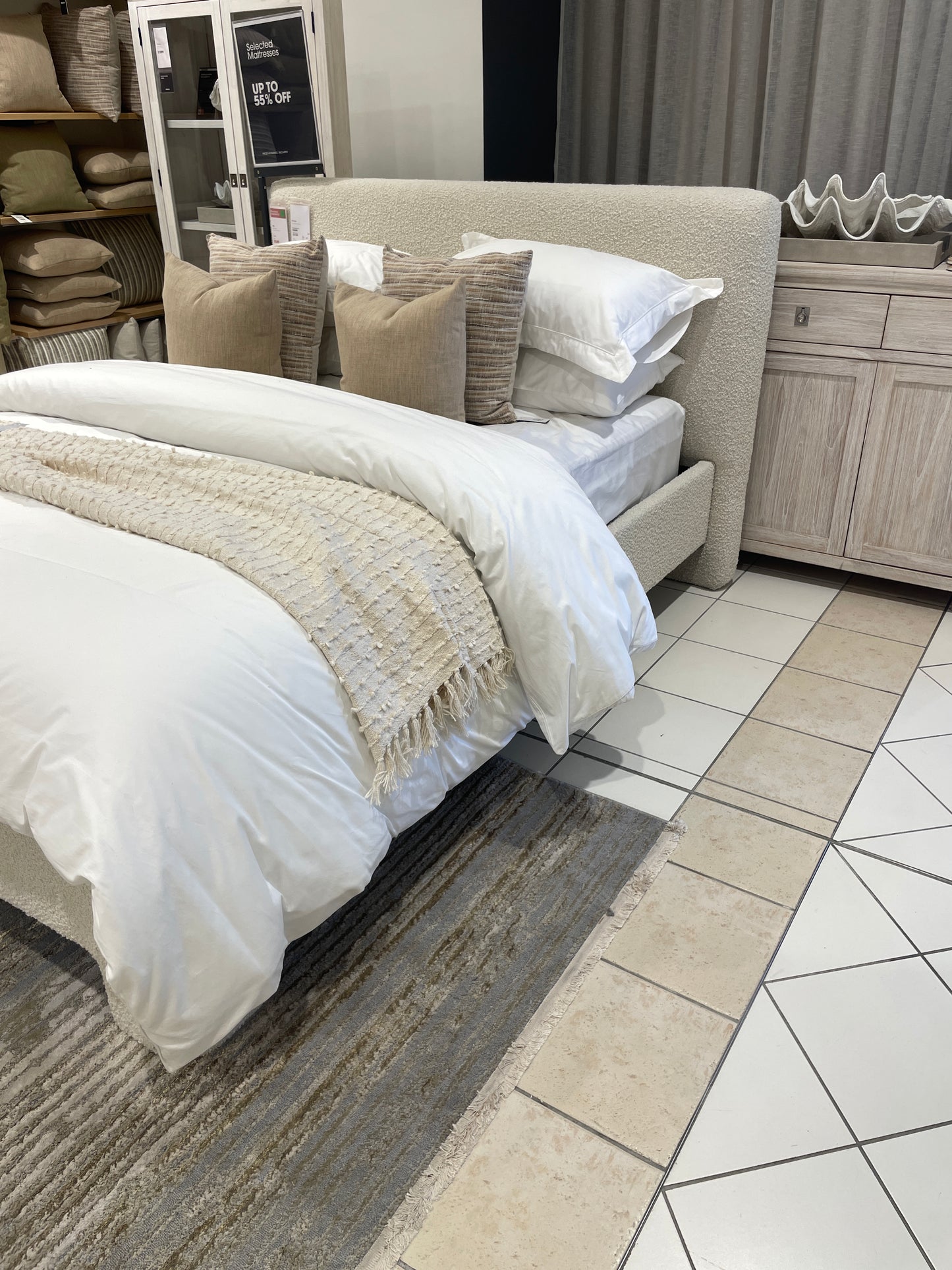 Freedom Ex-Display Mia Queen Bed