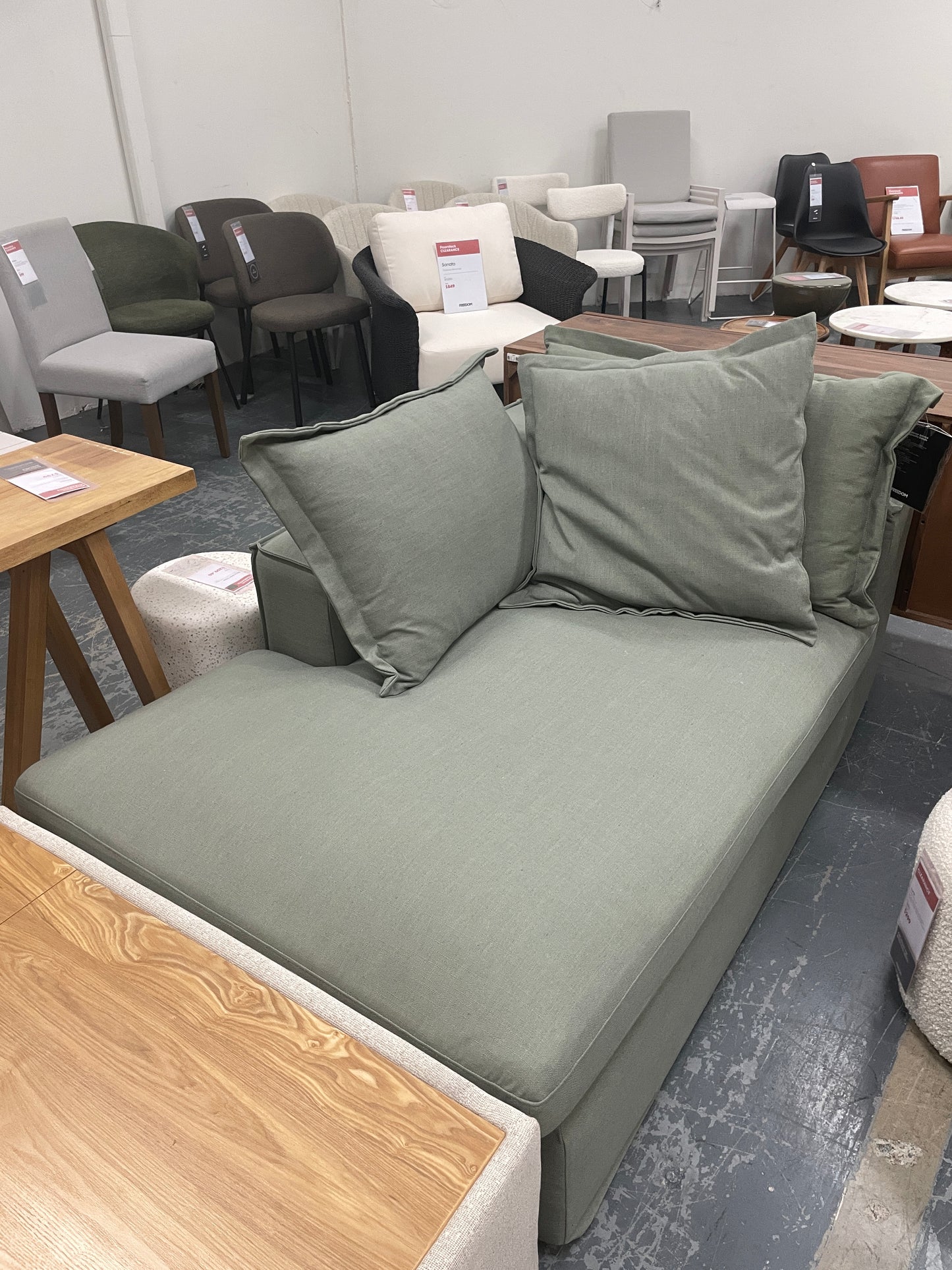 Freedom Ex-Display Salsie Daybed