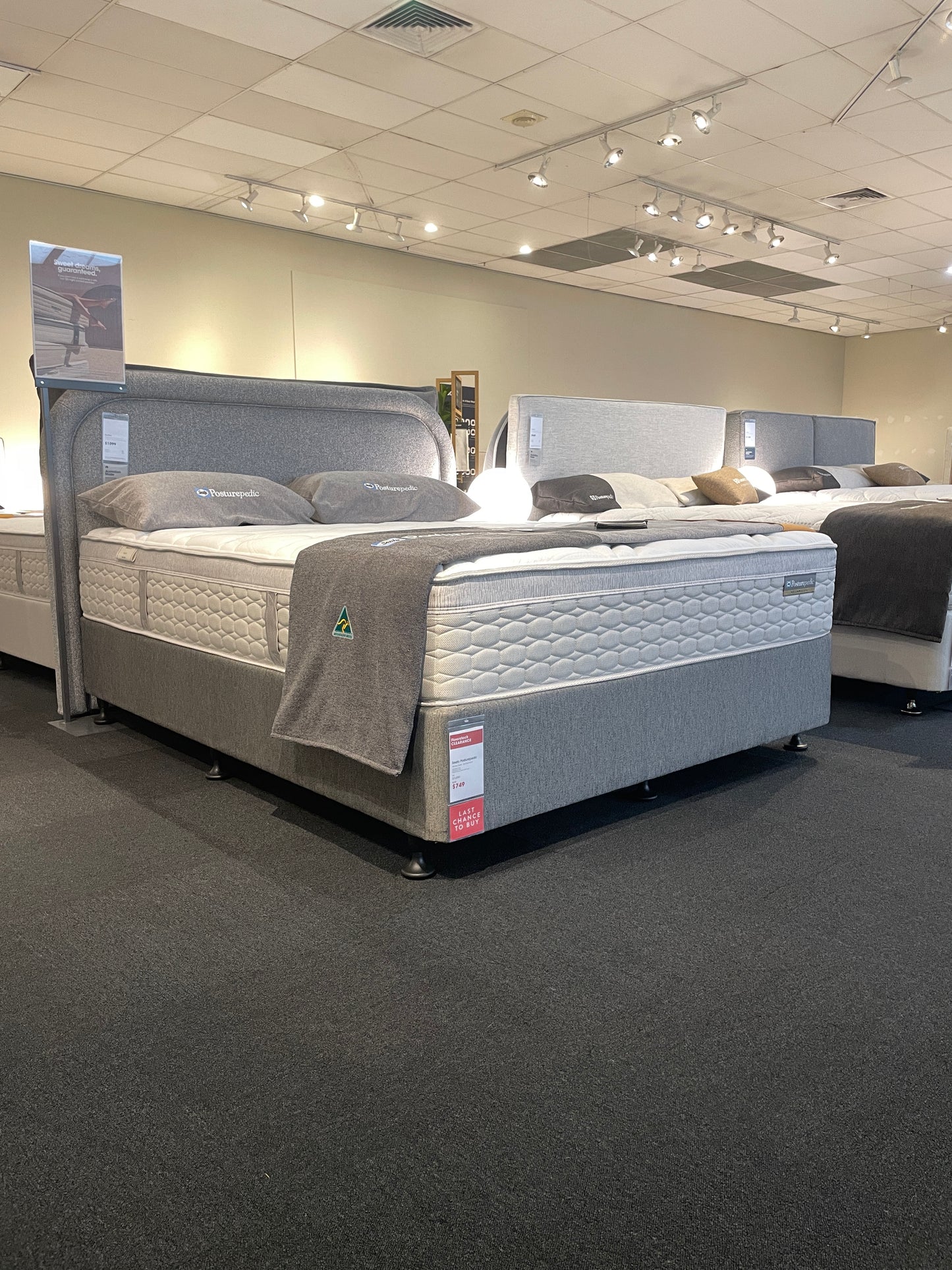 Freedom Ex-Display Sealy Posturepedic Queen Base