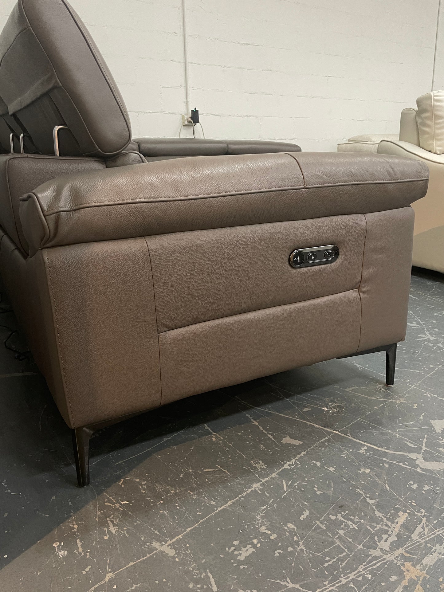 Freedom Clearance Cora Leather Electric Modular Recliner Sofa