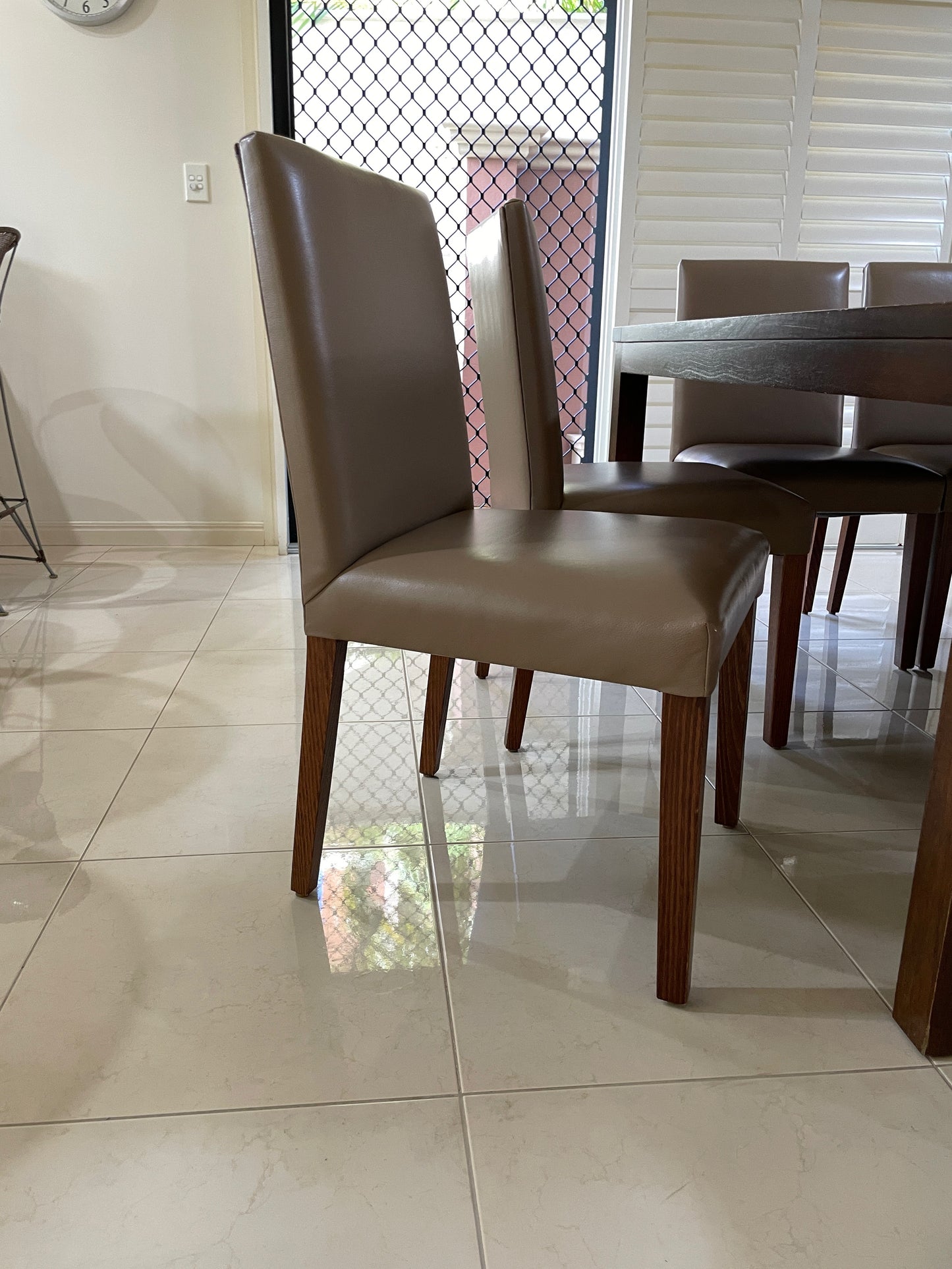 Jimmy Possum Dining Table + 8 Leather Chairs