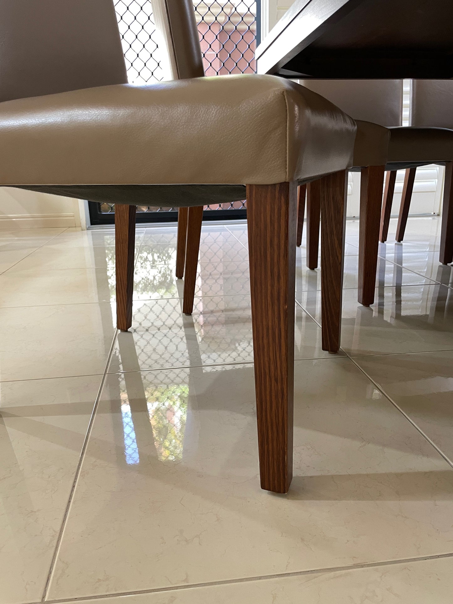 Jimmy Possum Dining Table + 8 Leather Chairs