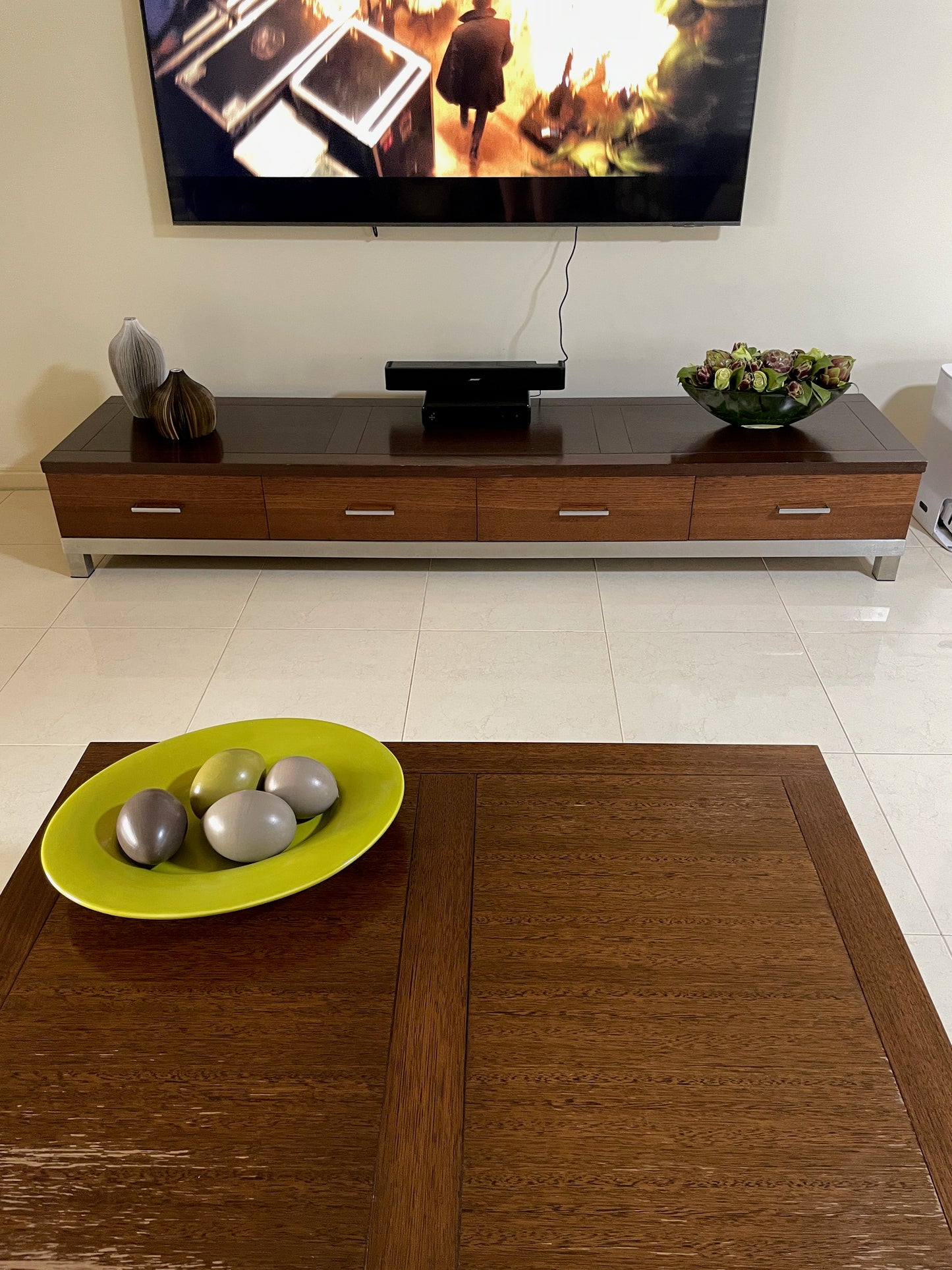 Jimmy Possum TV Unit