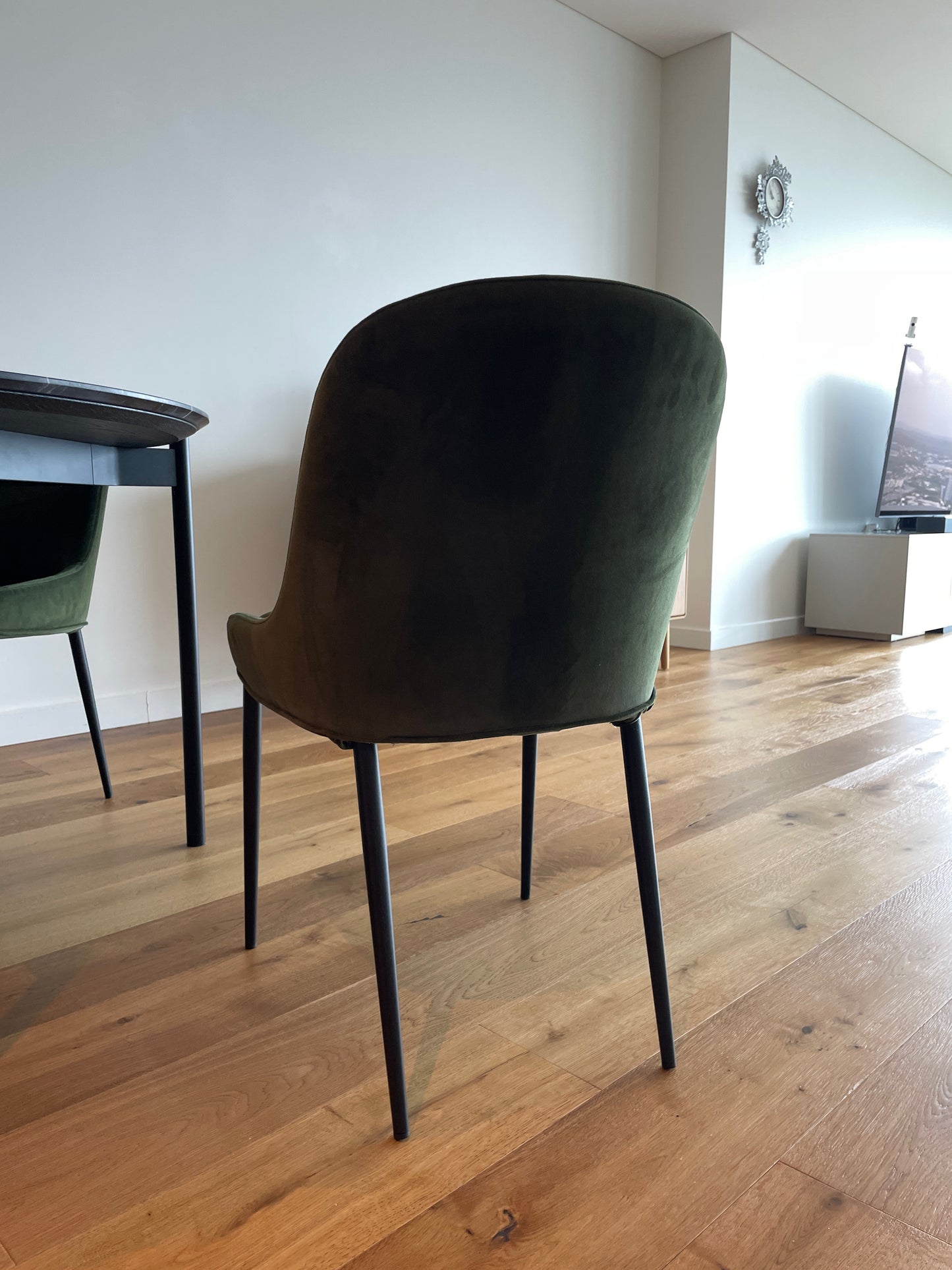 King Living Dining Suite