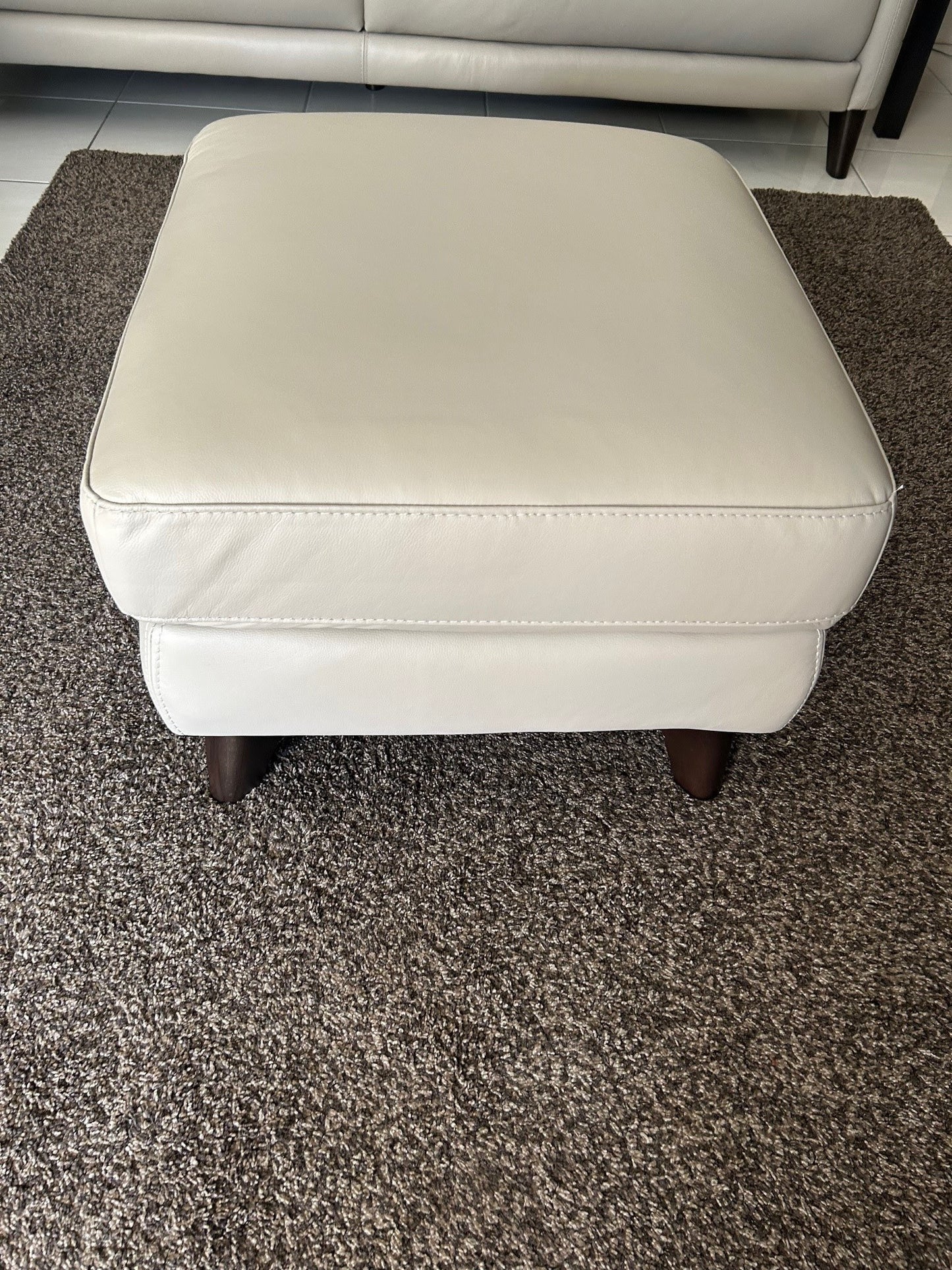 Freedom Pre-Loved Luka Leather 3 Seater and 2 Seater Sofa w/ Ottoman