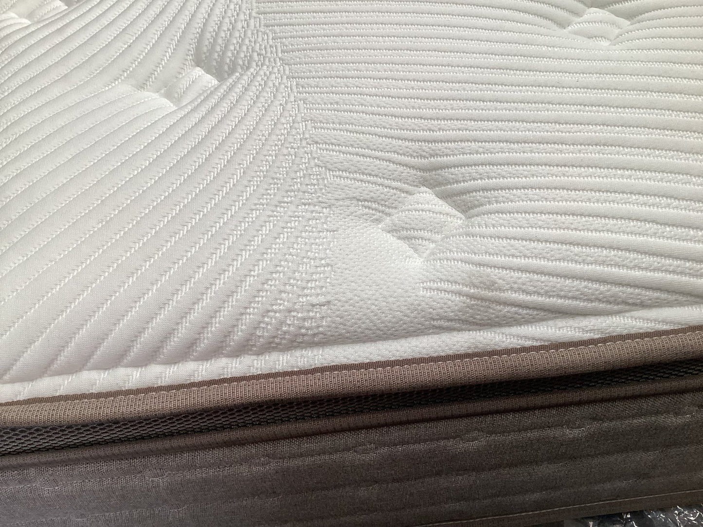 Freedom Stratus Firm Mattress King