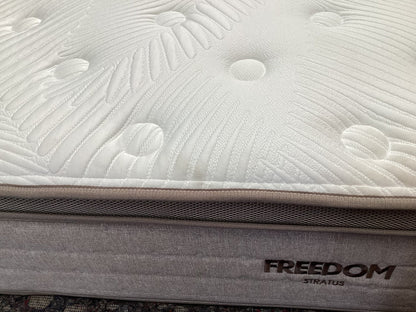 Freedom Stratus Medium Double Mattress