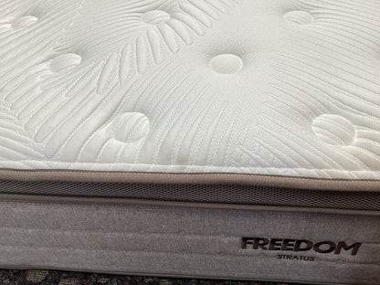 Freedom Stratus Medium Mattress Queen