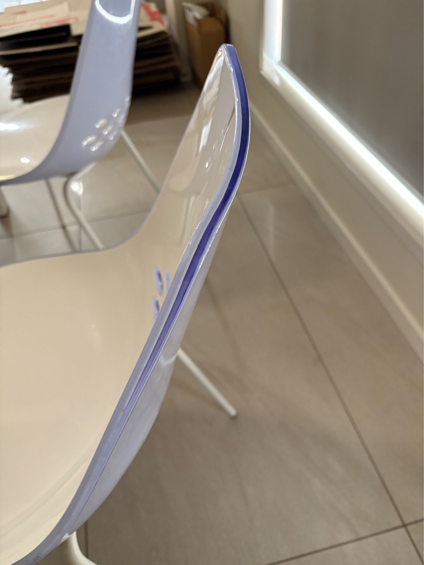 Baron Calligaris Extendable Table and 4 Dining Chairs