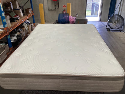 Freedom Stratus Medium Double Mattress