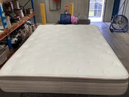 Freedom Stratus Medium Mattress Queen