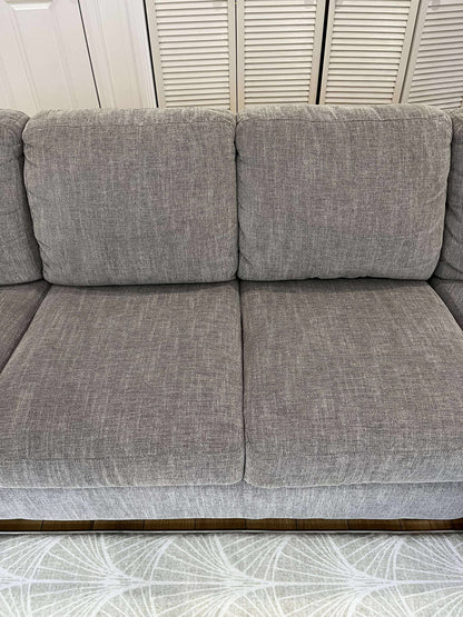 Plush Modular Sofa w/ Sofabed