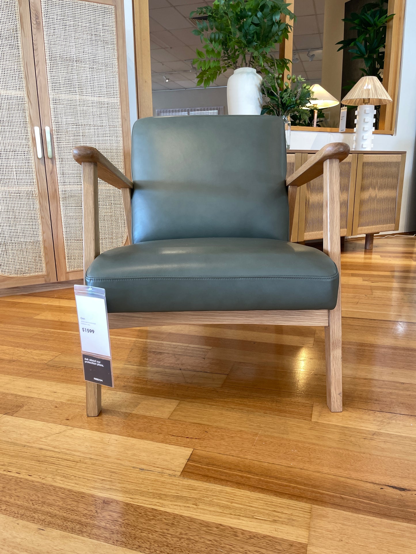 Freedom Ex-Display Den Oak Leg Leather Armchair