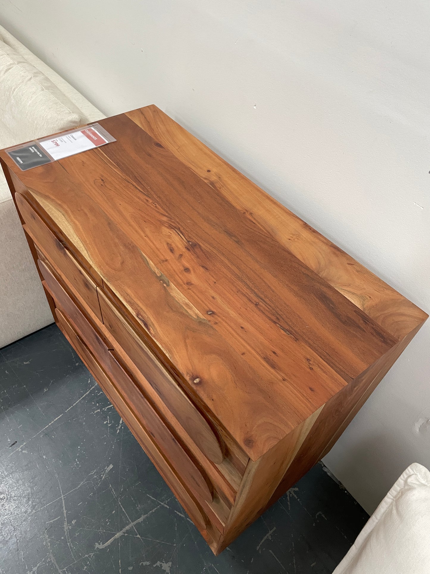 Freedom Ex-Display Capsule Dresser