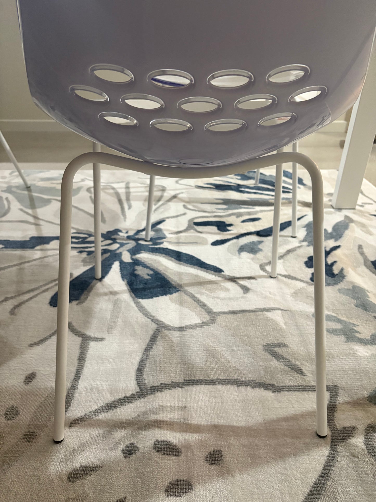 Baron Calligaris Extendable Table and 4 Dining Chairs
