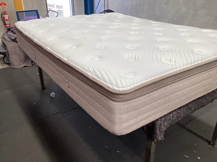 Freedom Stratus Medium Mattress Queen