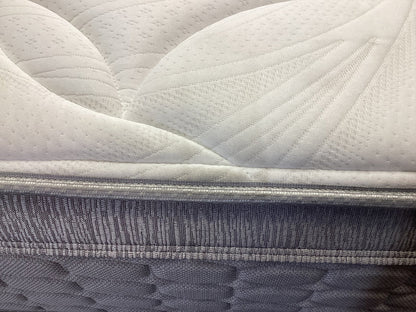 Freedom Sealy Posturepedic Solara Medium Mattress in King