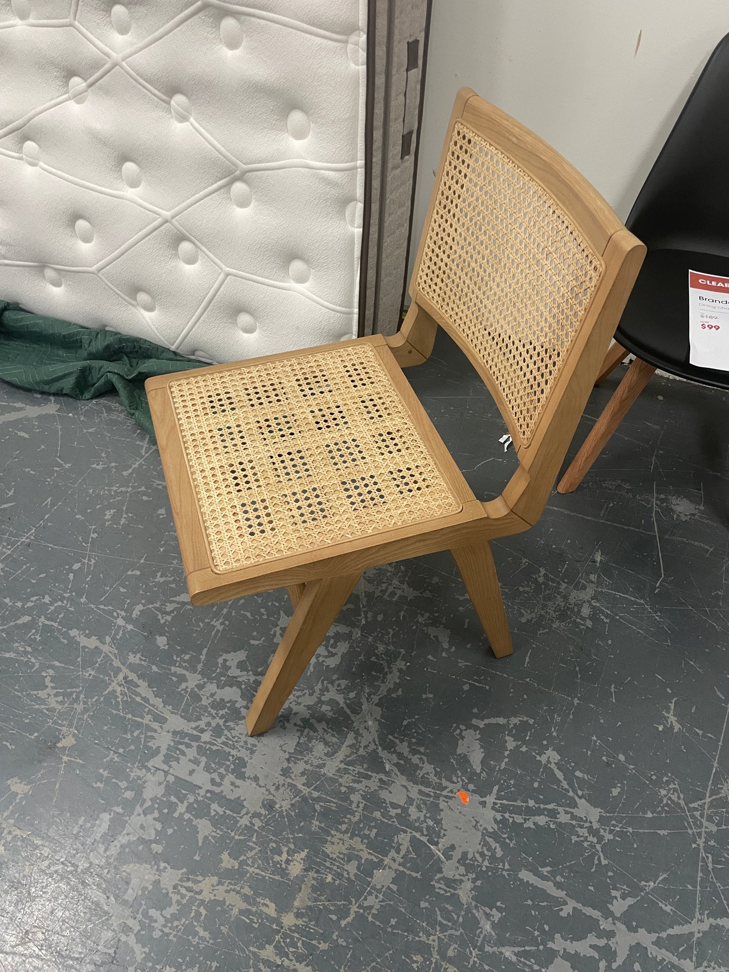 Freedom Ex-Display Hallie Chair