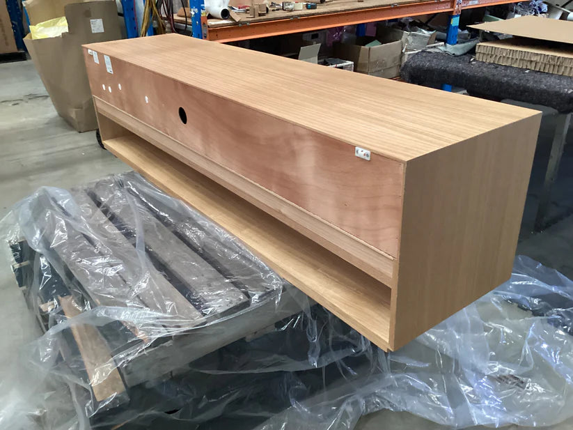 Freedom Burleigh Entertainment Unit
