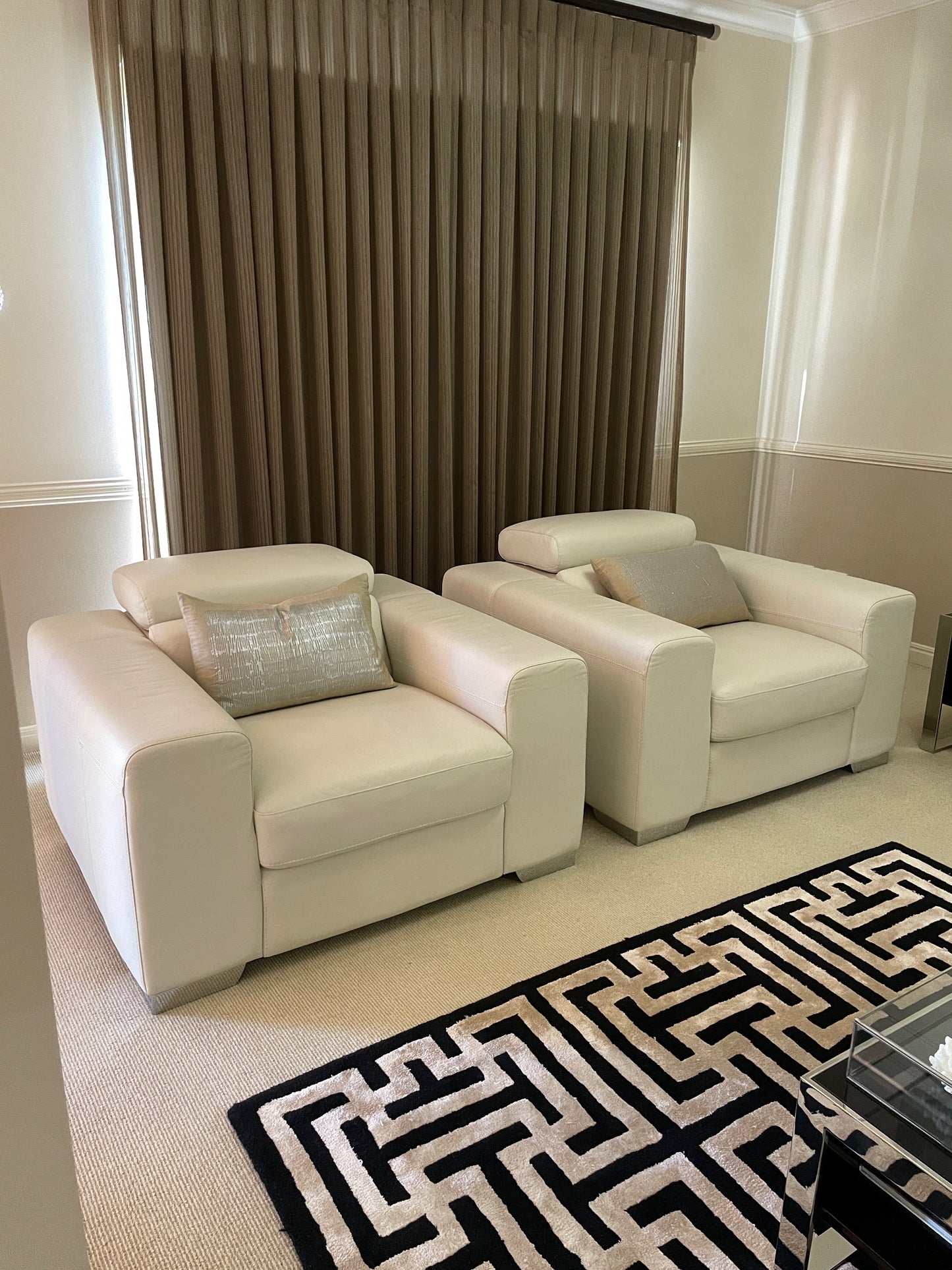 Creamy White Leather Lounge Suite