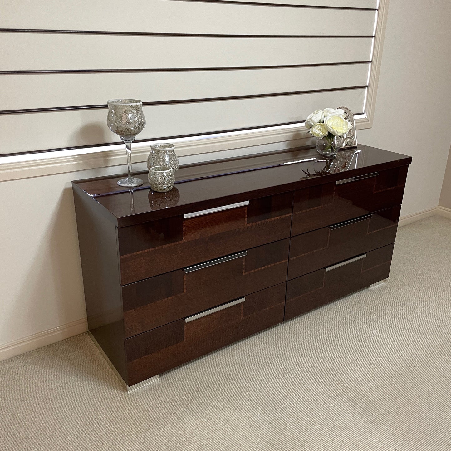 Polished Veneer Dresser