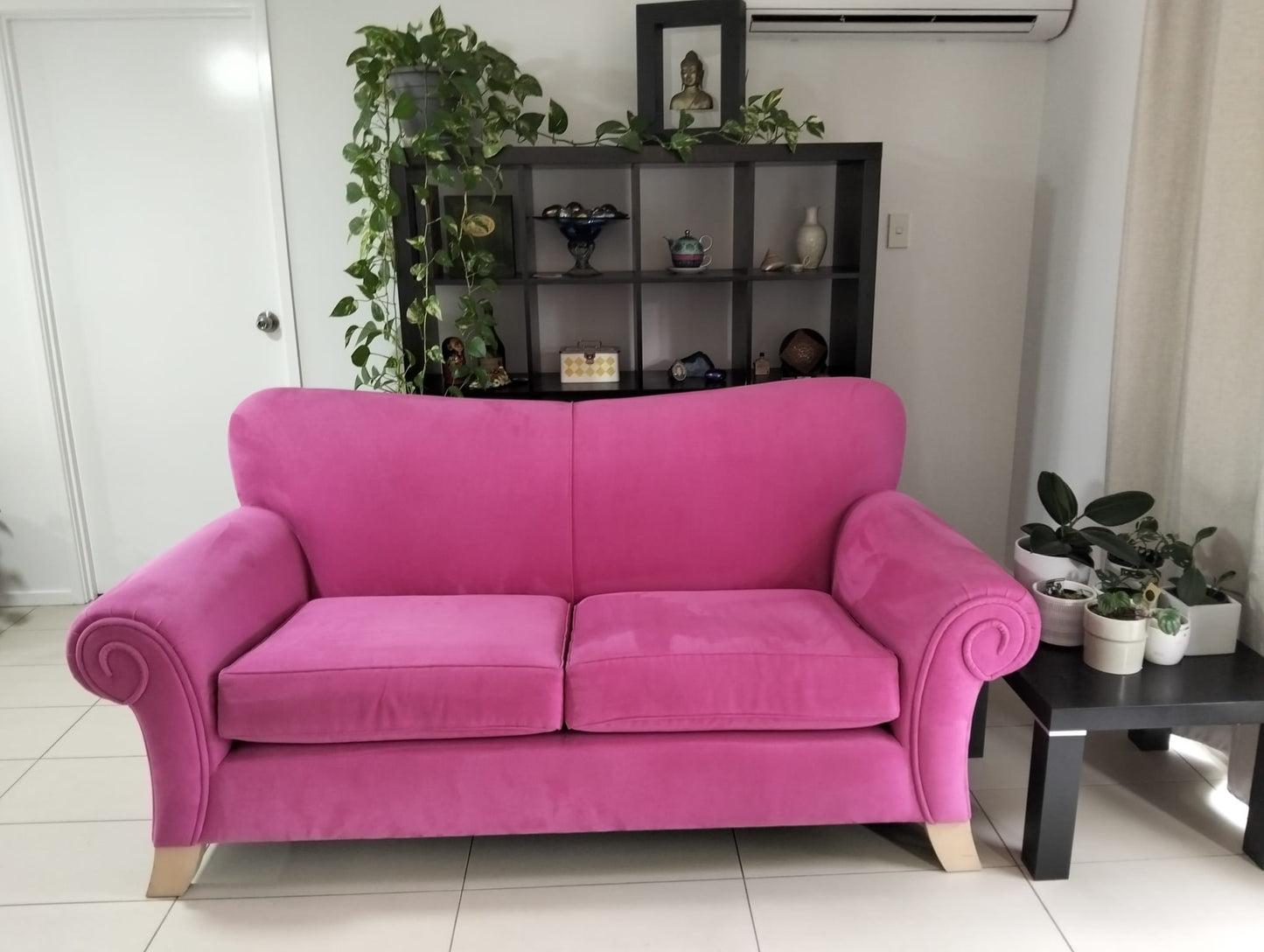 Art Deco 2.5 Seater Sofa